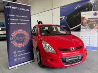 Usado Hyundai i20 Classic 78 CV (57 kW) 2011 Rojo Utilitario