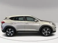 Usado Hyundai Tucson Style 176 CV (129 kW) 2016 Beige SUV