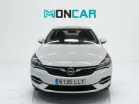 Usado Opel Astra Edition 105 CV (77 kW) 2020 Blanco Berlina