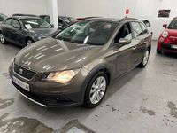 Usado Seat Leon 4Drive 150 CV (110 kW) 2016 Marrón Familiar