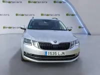 Usado Skoda Octavia Style 150 CV (110 kW) 2020 Gris / plata Familiar