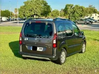 Usado Peugeot Partner Tepee Outdoor 110 CV (80 kW) 2017 Gris / plata Monovolumen