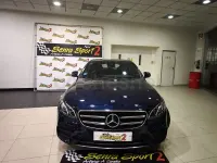 Usado Mercedes E220 194 CV (142 kW) 2020 Azul Berlina