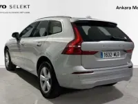 Usado Volvo XC60 Core 197 CV (144 kW) 2023 Plateado SUV