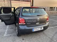 Usado VW Polo Advance 75 CV (55 kW) 2006 Gris / plata Utilitario