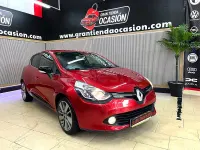 Usado Renault Clio IV Dynamique 90 CV (66 kW) 2015 Rojo Berlina