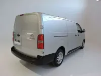 Usado Citroën Jumpy Business Class 120 CV (88 kW) 2018 Plateado Monovolumen