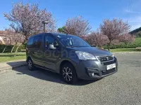 Usado Peugeot Rifter Active 130 CV (95 kW) 2018 Marrón Monovolumen