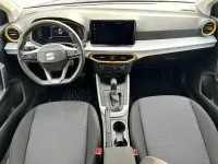 Usado Seat Arona Style 110 CV (80 kW) 2024 Gris / plata SUV