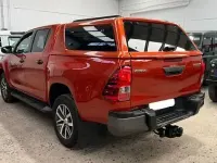 Usado Toyota HiLux 151 CV (111 kW) 2020 Naranja Pickup/Camioneta