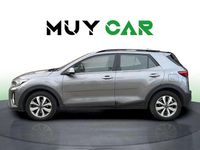 Usado Kia Stonic 84 CV (61 kW) 2023 Gris / plata SUV