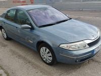 Usado Renault Laguna II Expression 120 CV (88 kW) 2004 Gris / plata Berlina