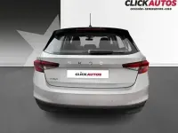 Usado Skoda Fabia Essence 80 CV (58 kW) 2025 Plata Utilitario