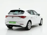 Usado Seat Leon Reference 115 CV (84 kW) 2022 Blanco Berlina