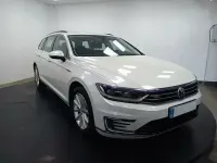 Begagnad VW Passat GTE 220 HK (161 kW) 2018 Vit Kombi
