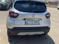 Usado Renault Captur Zen 120 CV (88 kW) 2017 Gris / plata SUV