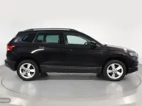 Usado Skoda Karoq Ambition 150 CV (110 kW) 2021 Negro SUV