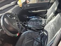 Usado Peugeot 307 110 CV (80 kW) 2004 Gris / plata Familiar