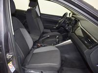 Usado VW Polo Life 95 CV (69 kW) 2024 Gris / plata Berlina