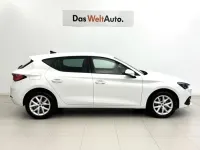 Usado Seat Leon Style 116 CV (85 kW) 2025 Blanco
