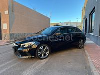 Usado Mercedes CLA220 Shooting Brake 177 CV (130 kW) 2017 Negro Familiar