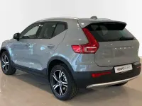 Nuevo Volvo XC40 Core 163 CV (119 kW) 2026 Gris / plata SUV