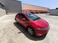 Usado Honda Civic Executive 140 CV (102 kW) 2008 Rojo Berlina