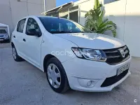 Usado Dacia Sandero Ambiance 75 CV (55 kW) 2014 Blanco Berlina
