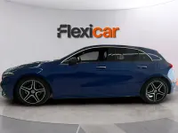 Usado Mercedes A200 150 CV (110 kW) 2025 Azul Berlina