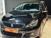 Usado Peugeot 308 Style 100 CV (73 kW) 2020 Negro Familiar