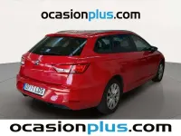 Usado Seat Leon ST Style 131 CV (96 kW) 2020 Rojo Familiar