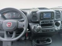 Usado Fiat Ducato 50 CV (36 kW) 2023 Violeta/lila Van