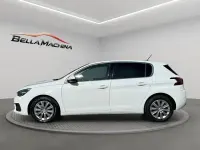 Usado Peugeot 308 Allure 130 CV (95 kW) 2021 Blanco Berlina