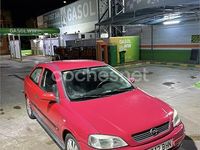 Usado Opel Astra Comfort 100 CV (73 kW) 2001 Rojo Berlina