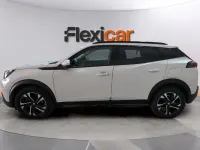 Usado Peugeot 2008 Allure 131 CV (96 kW) 2021 Blanco SUV