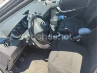 Usado Peugeot 308 90 CV (66 kW) 2010 Gris / plata Berlina