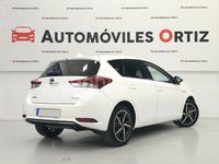 Usado Toyota Auris Hybrid Edition 136 CV (100 kW) 2018 Blanco Berlina