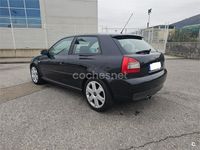 Usado Audi A3 Ambiente 130 CV (95 kW) 2001 Negro Berlina