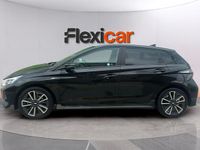 Usado Hyundai i20 101 CV (74 kW) 2022 Negro Utilitario