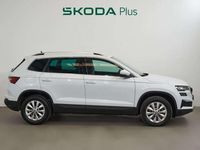 Usado Skoda Karoq Selection 150 CV (110 kW) 2024 Blanco SUV