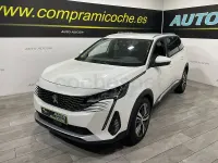 Usado Peugeot 5008 Allure 130 CV (95 kW) 2021 Blanco SUV