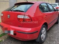 Usado Seat Leon Sport 105 CV (77 kW) 2006 Rojo Utilitario