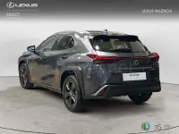 Usado Lexus UX 199 CV (146 kW) 2025 Gris / plata SUV