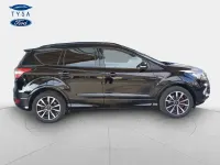 Usado Ford Kuga ST-Line 150 CV (110 kW) 2019 Negro SUV
