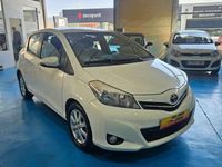 Usado Toyota Yaris Sol 101 CV (74 kW) 2012 Blanco Utilitario