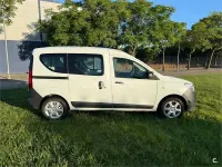 Usado Dacia Dokker 90 CV (66 kW) 2017 Blanco Monovolumen