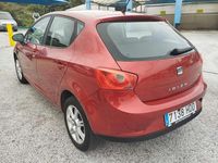 Usado Seat Ibiza Copa 90 CV (66 kW) 2011 Burdeos Utilitario