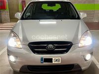 Usado Kia Carens Active 140 CV (102 kW) 2008 Gris / plata Monovolumen