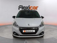 Usado Peugeot 208 GT-line 110 CV (80 kW) 2016 Blanco Utilitario
