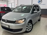 Usado VW Touran Advance 140 CV (102 kW) 2013 Gris / plata Monovolumen